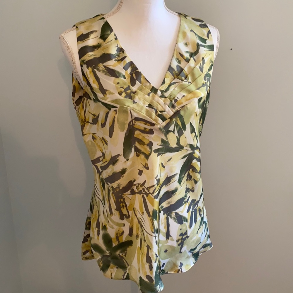 Banana Republic green satin watercolor tropical leaf blouse